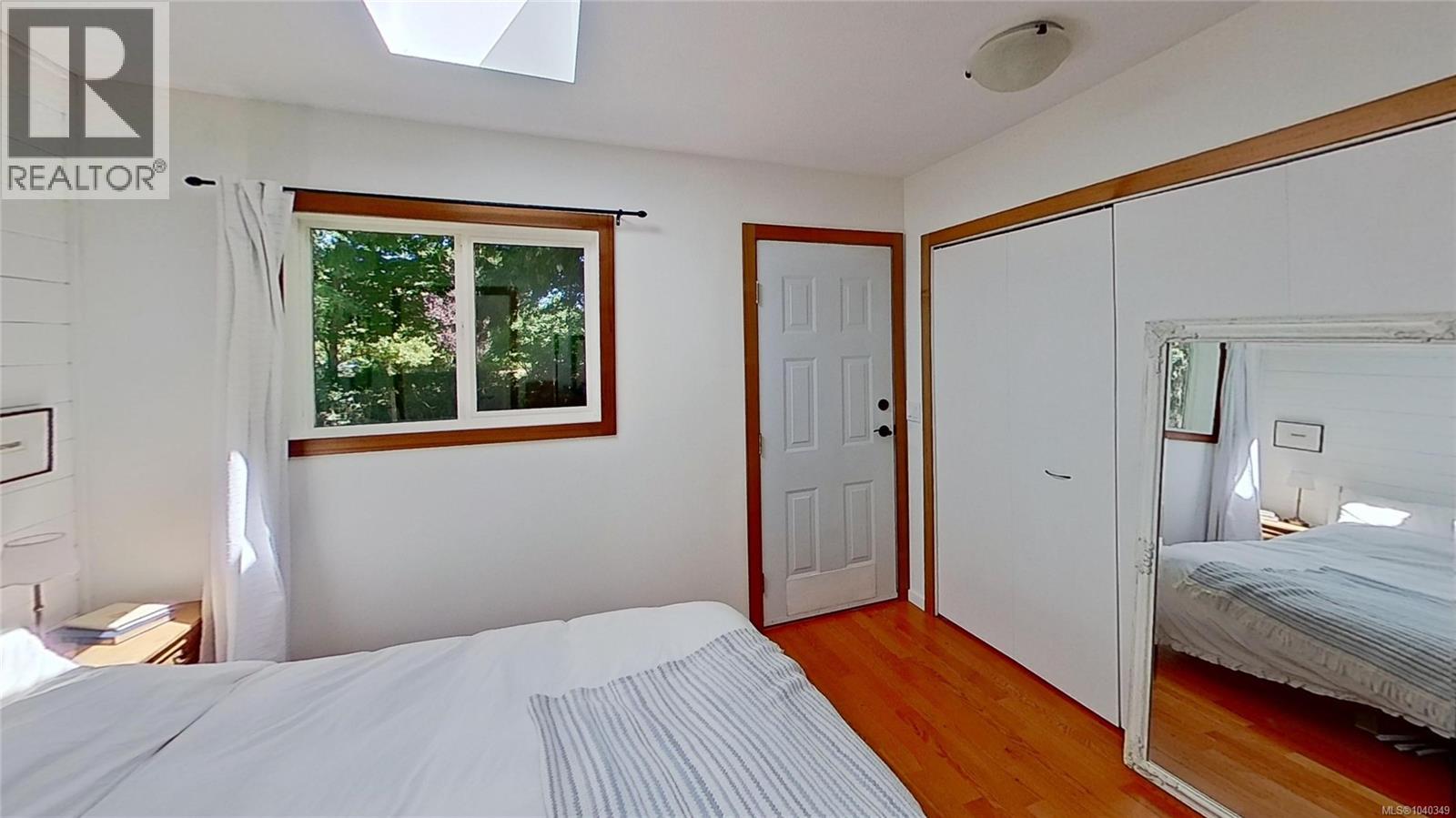 3185 Silva Bay Rd - 10