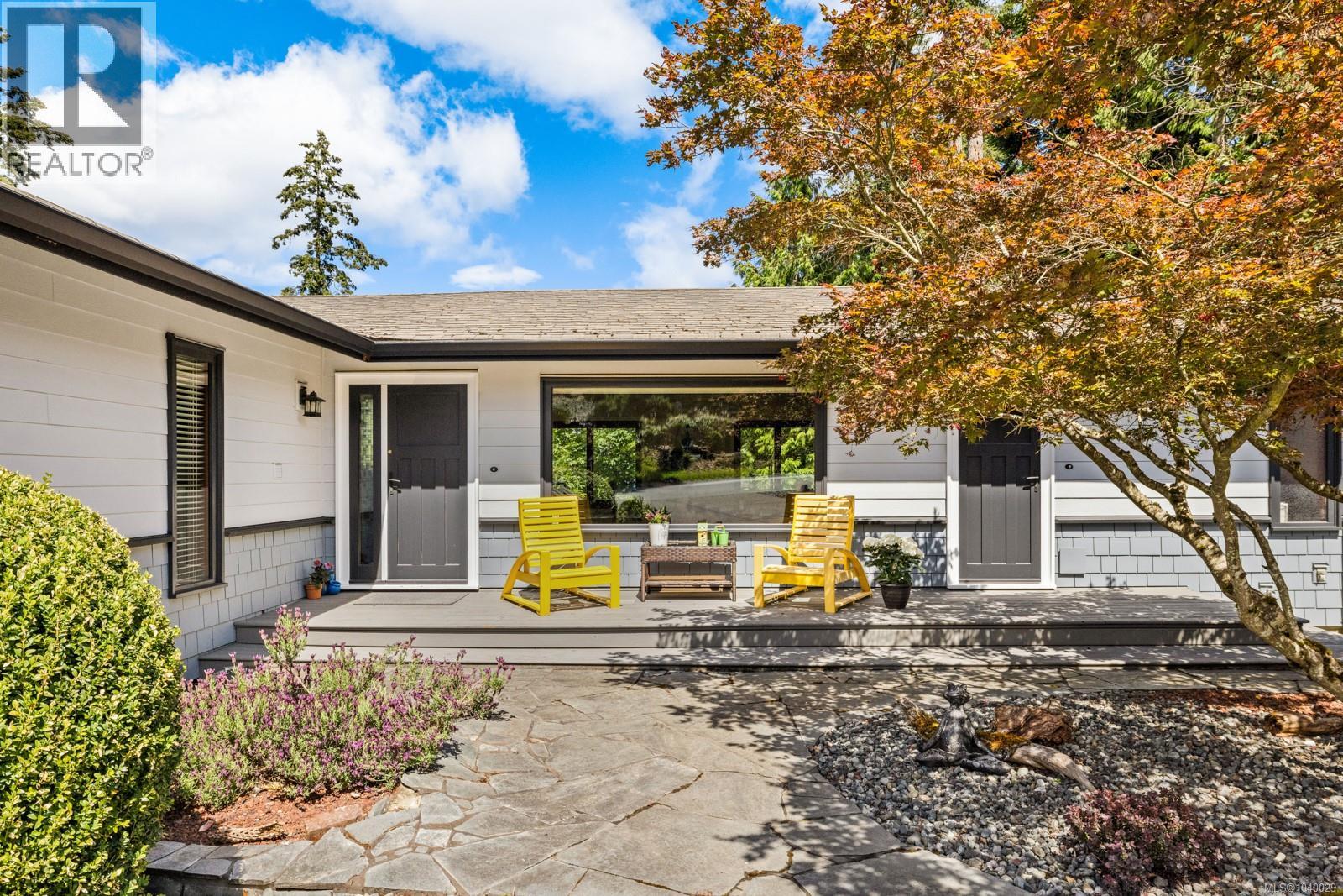 10075 Daniel St - 4