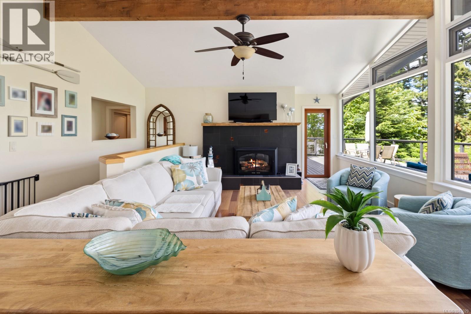 10075 Daniel St - 8