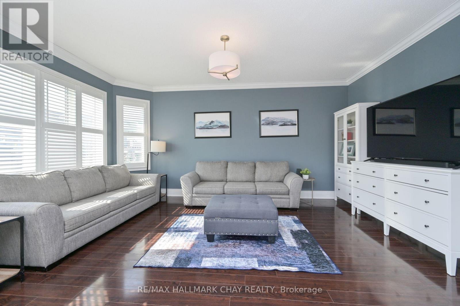 337 COL. PHILLIPS DRIVE - 10