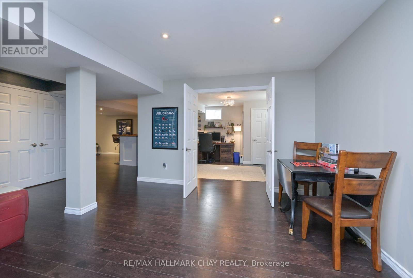 337 COL. PHILLIPS DRIVE - 32
