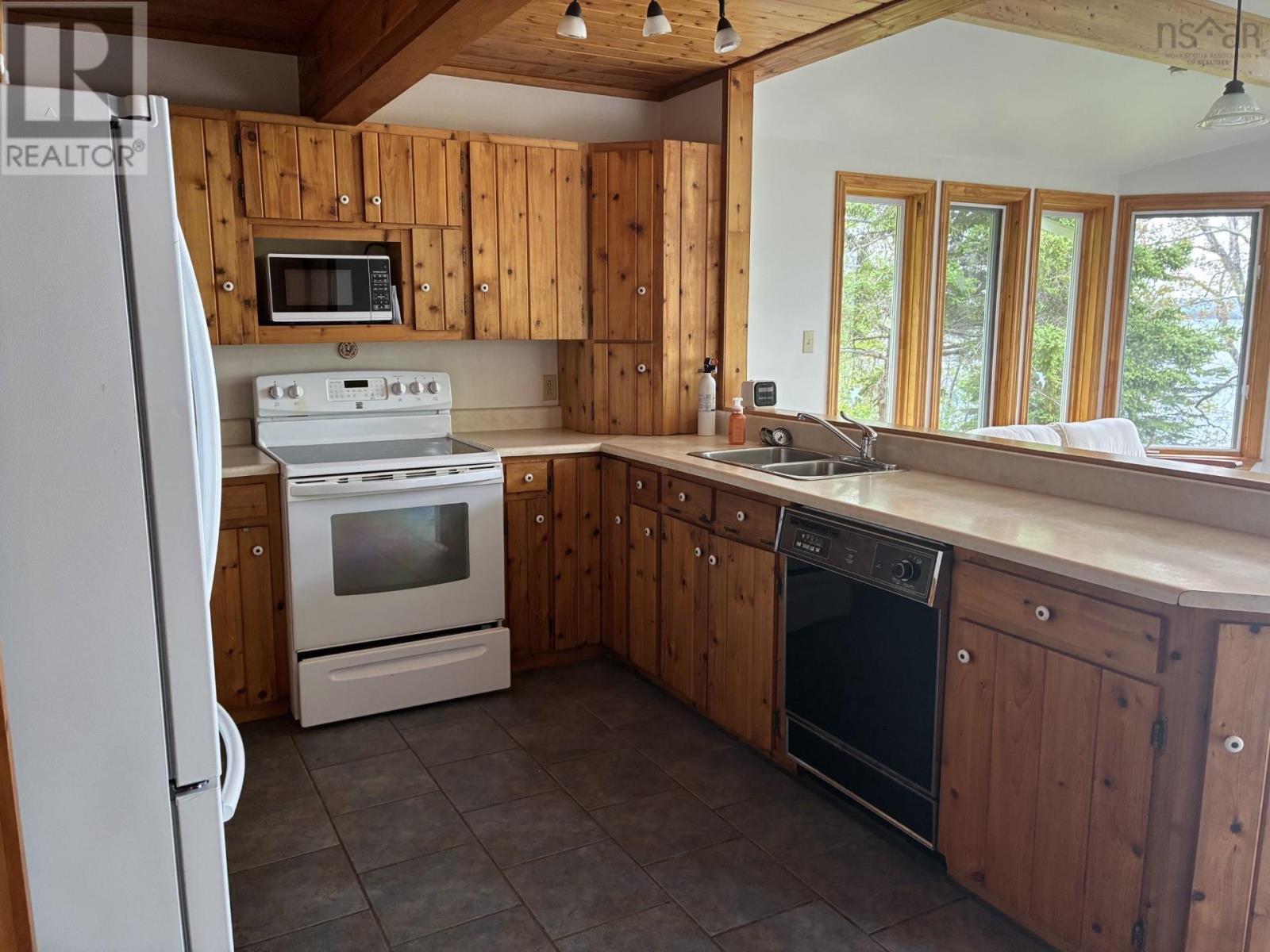 4030 Marble Mountain Road - 6