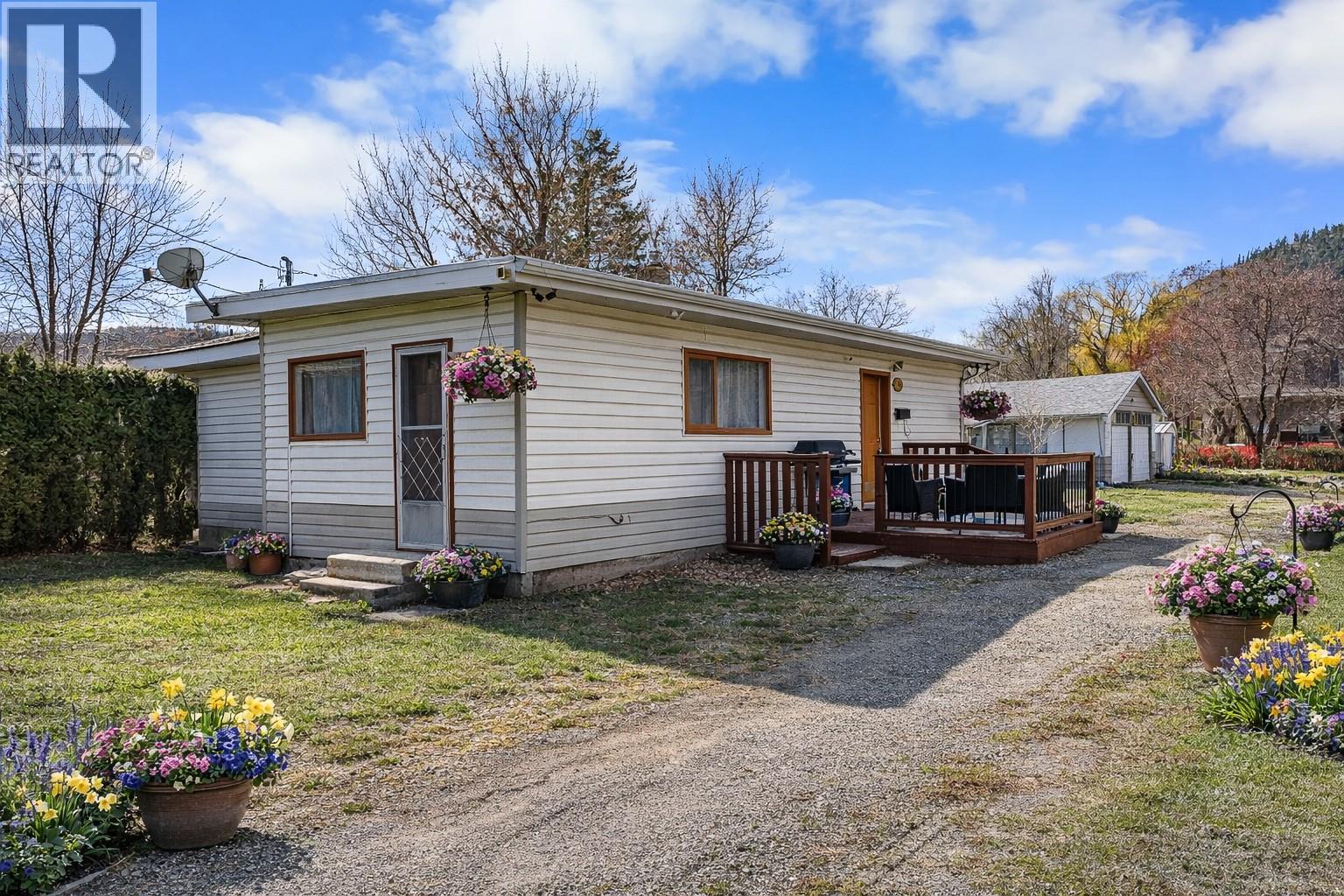 2498 Chapman Street, Merritt