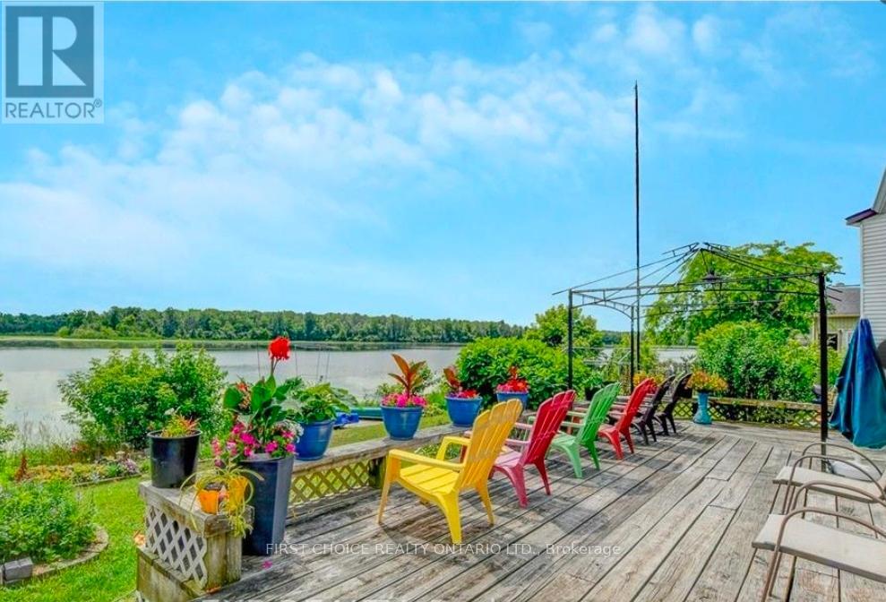 2 Bed, 2 Bath House for Sale in Ottawa – 2986 BEAMAN LANE, Ottawa – MLS# X13442236 - Image 9