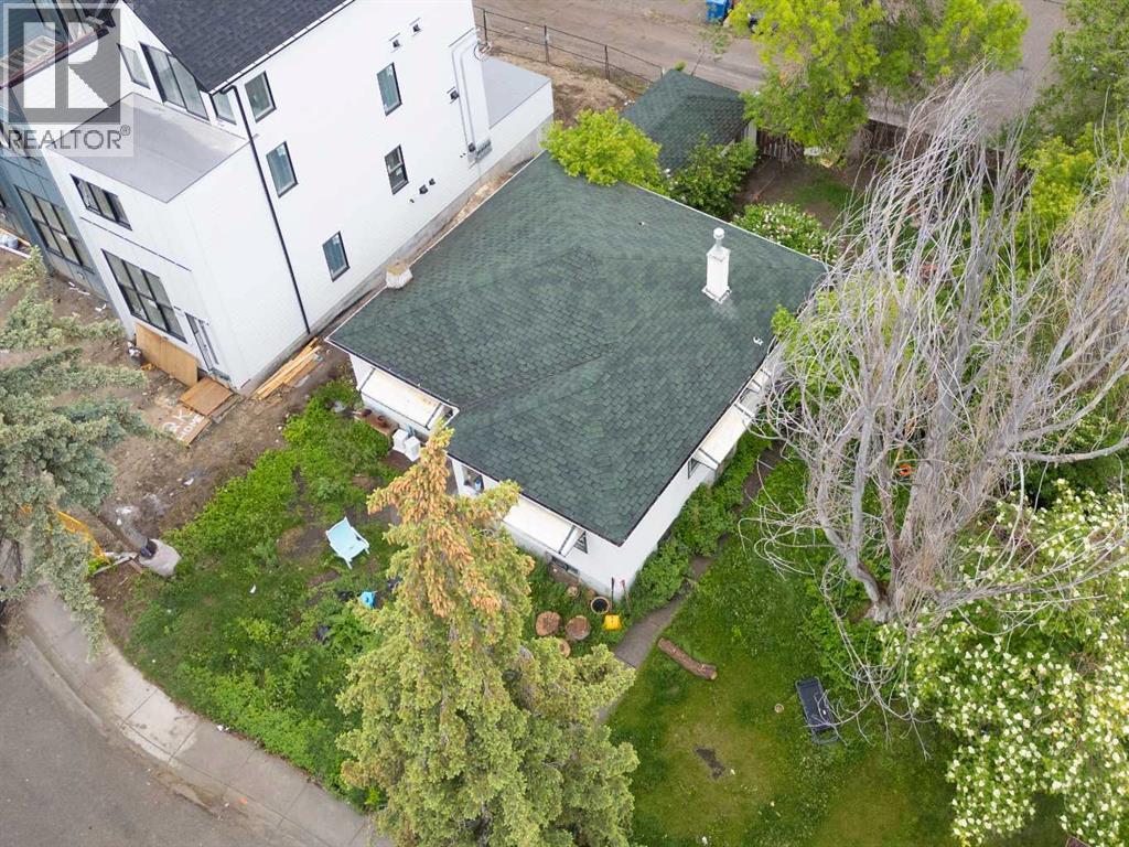 2016 12 Avenue SW - 10