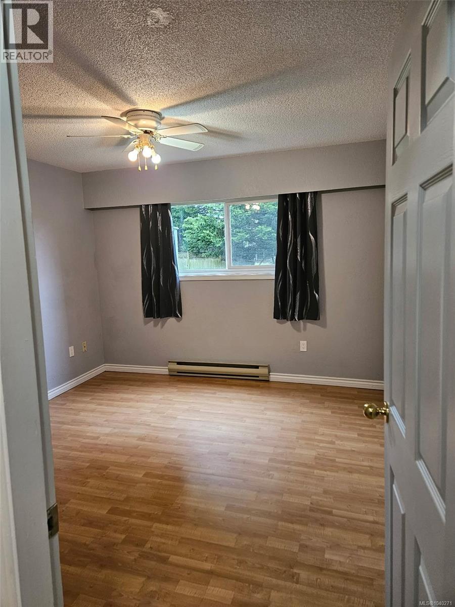 #3 2045 Gatewood Rd - 12