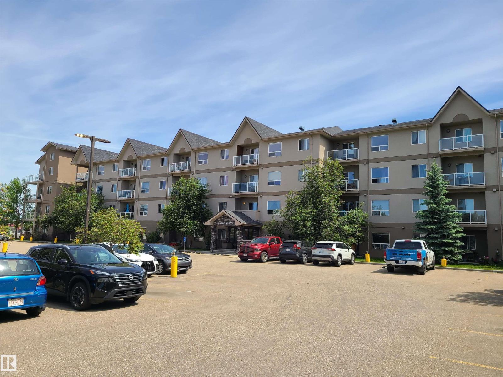 #116 5005 165 AV NW — photo 35