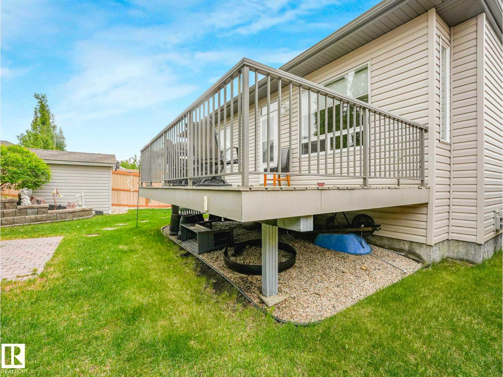 16 WADE AV — photo 63