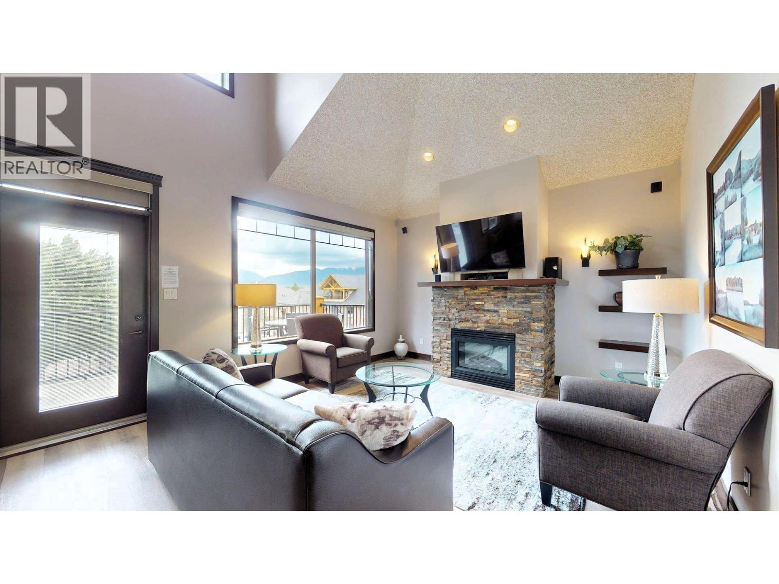 #534 M 500 BIGHORN Boulevard - Image 2