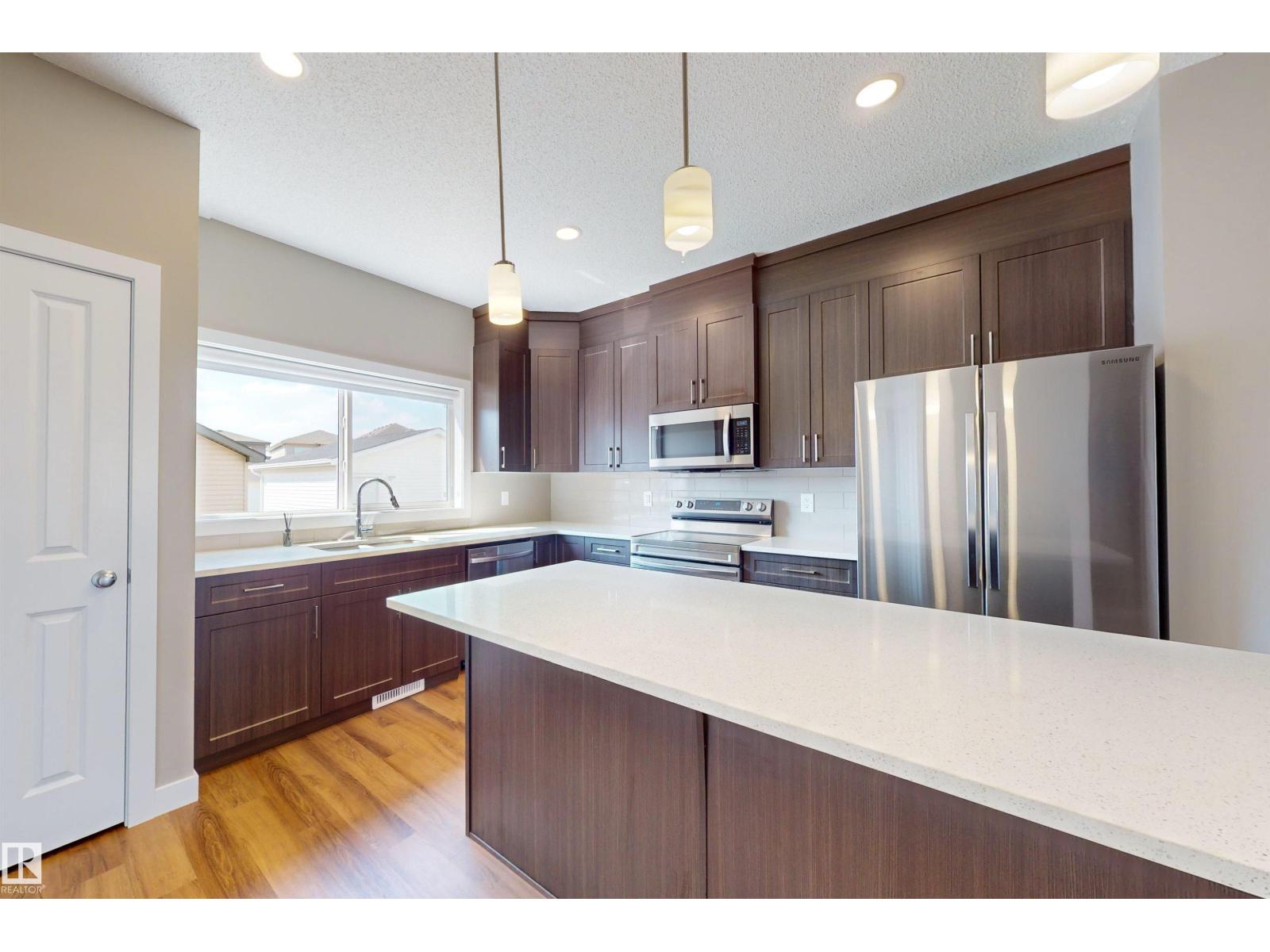 3704 2 ST NW - 16