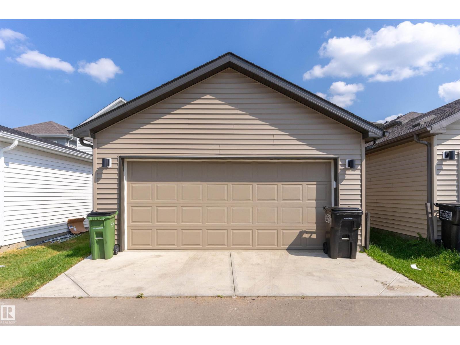 3704 2 ST NW - 39