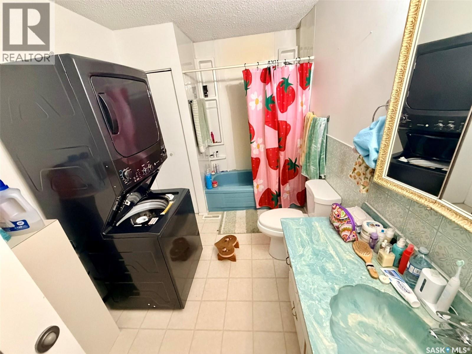 208 7th STREET E - 13