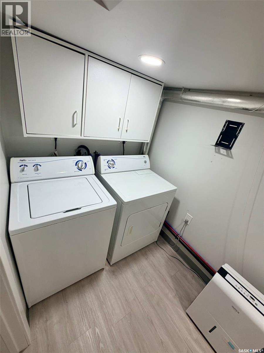 208 7th STREET E - 22