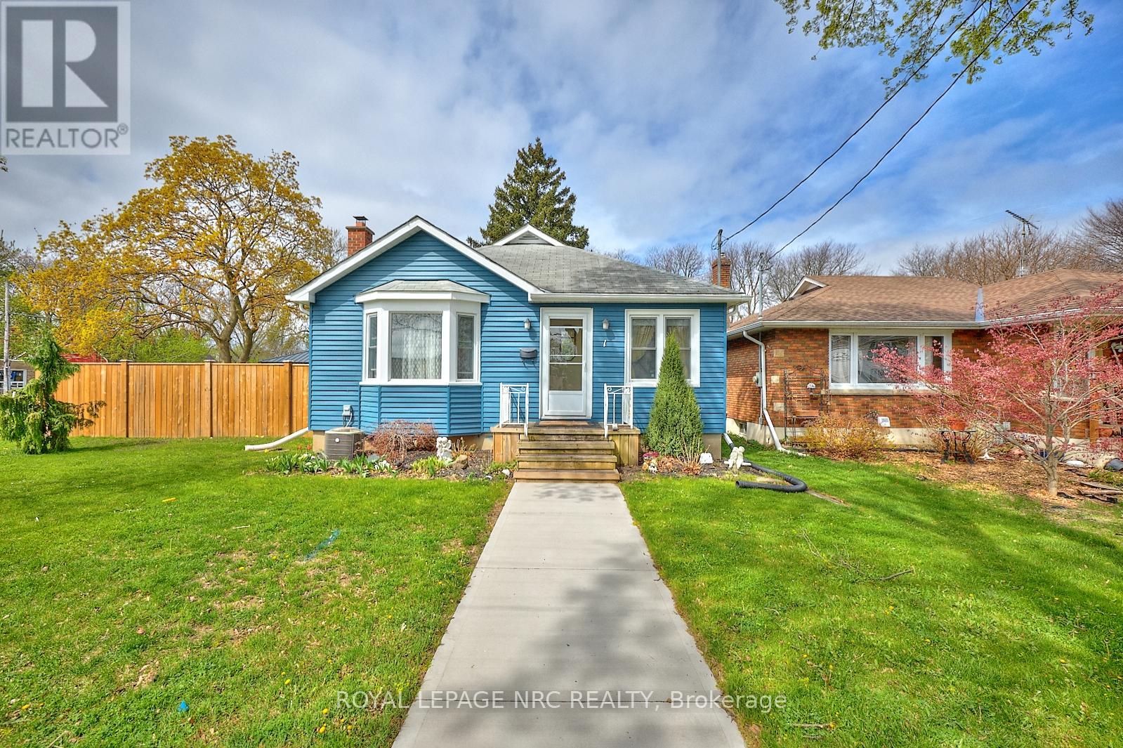1 THORNDALE AVENUE - 46