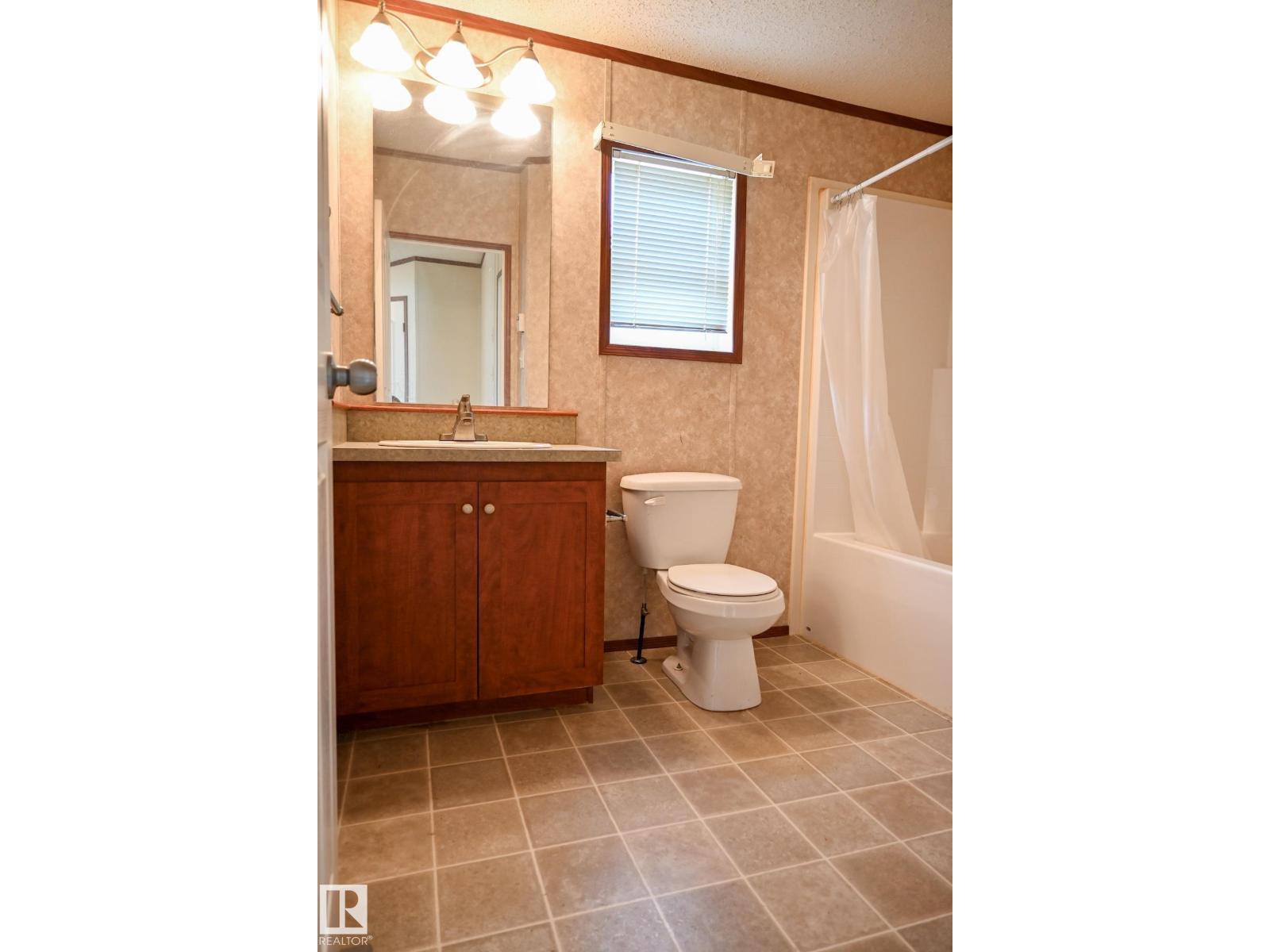 4703 52 ST — photo 24