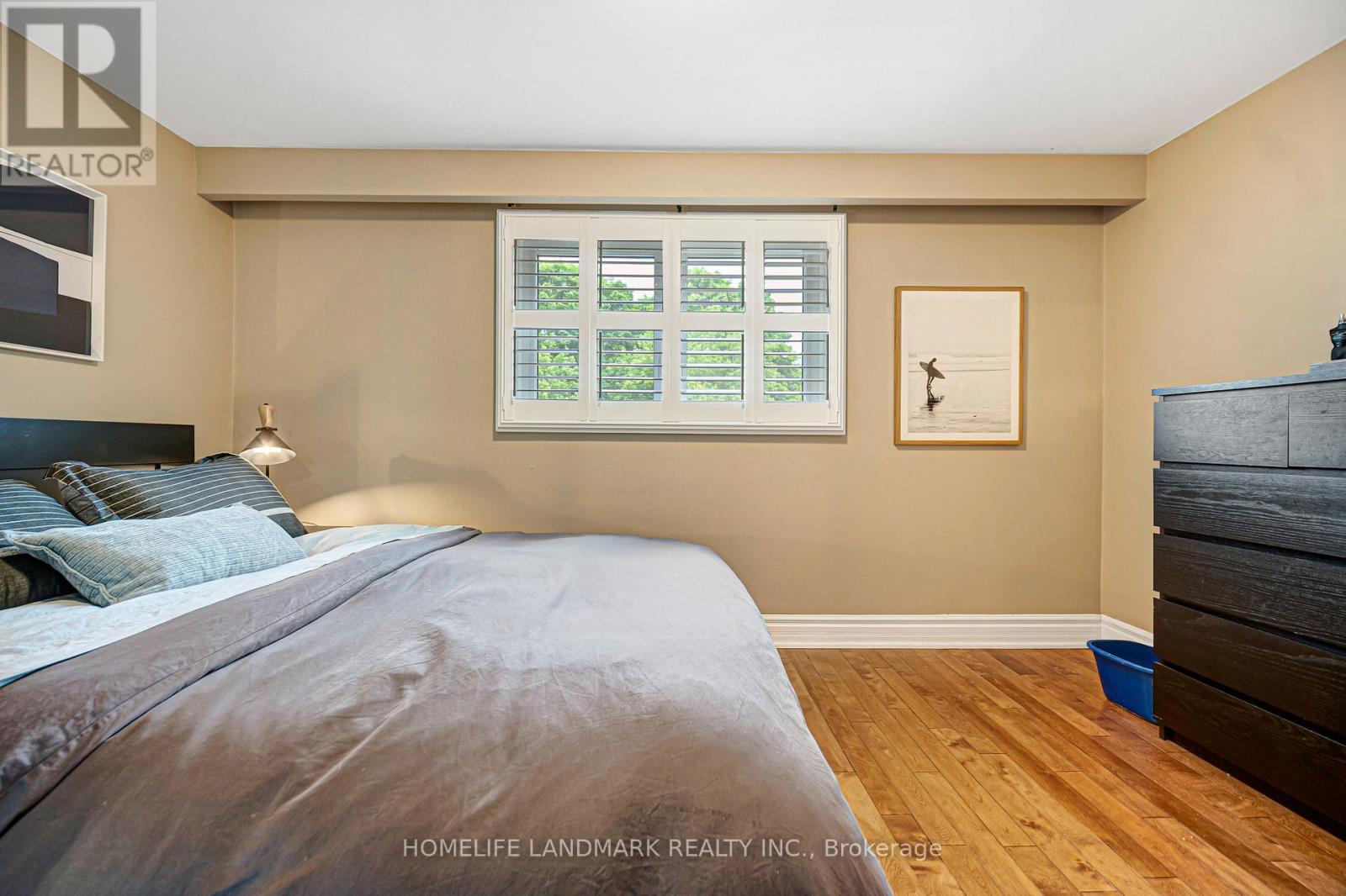 15 DENTON AVENUE - 25