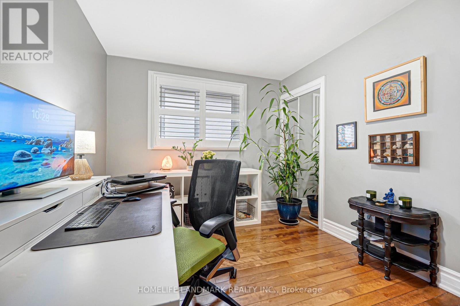 15 DENTON AVENUE - 27