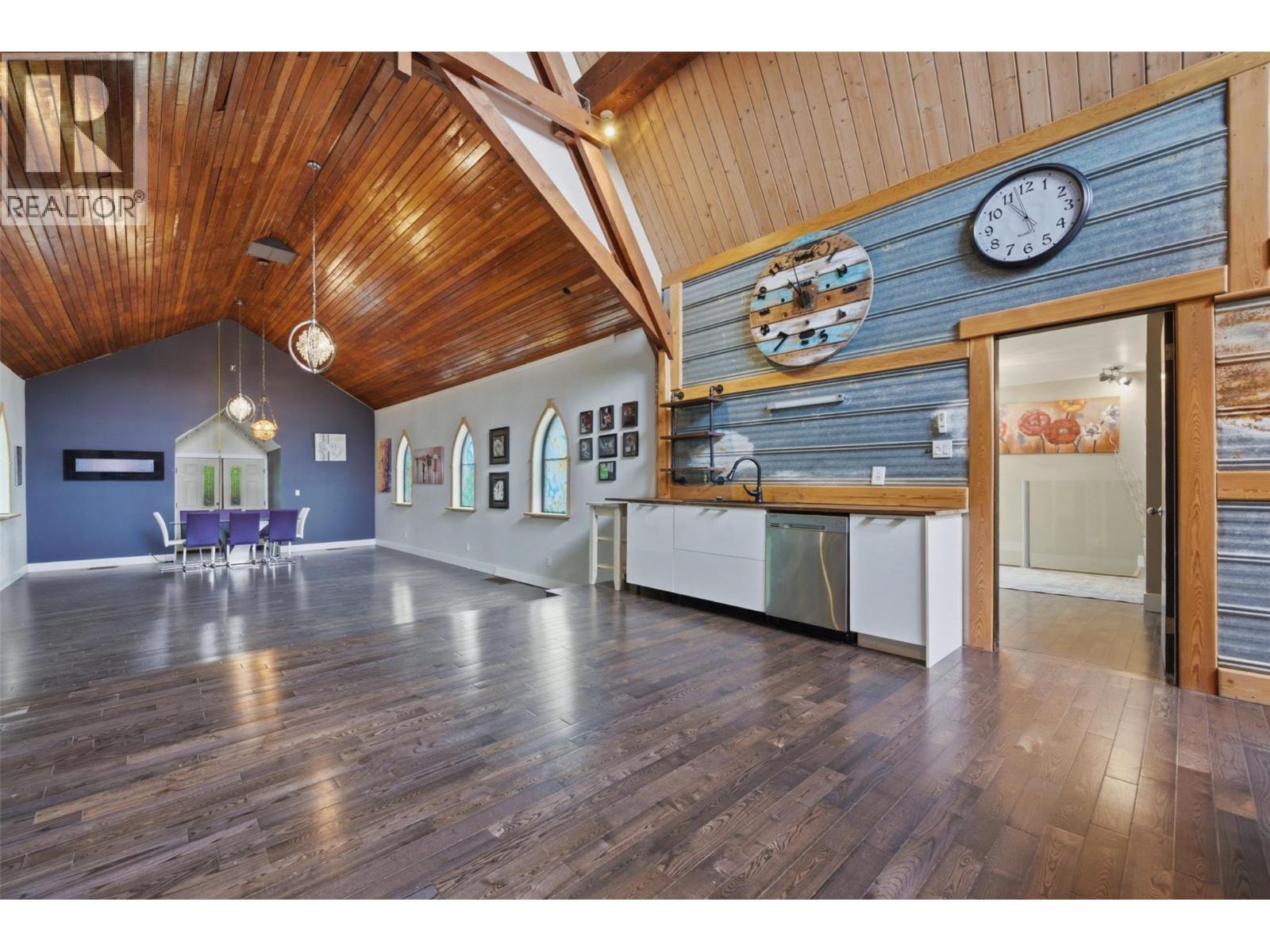 2193 Park Avenue - 5