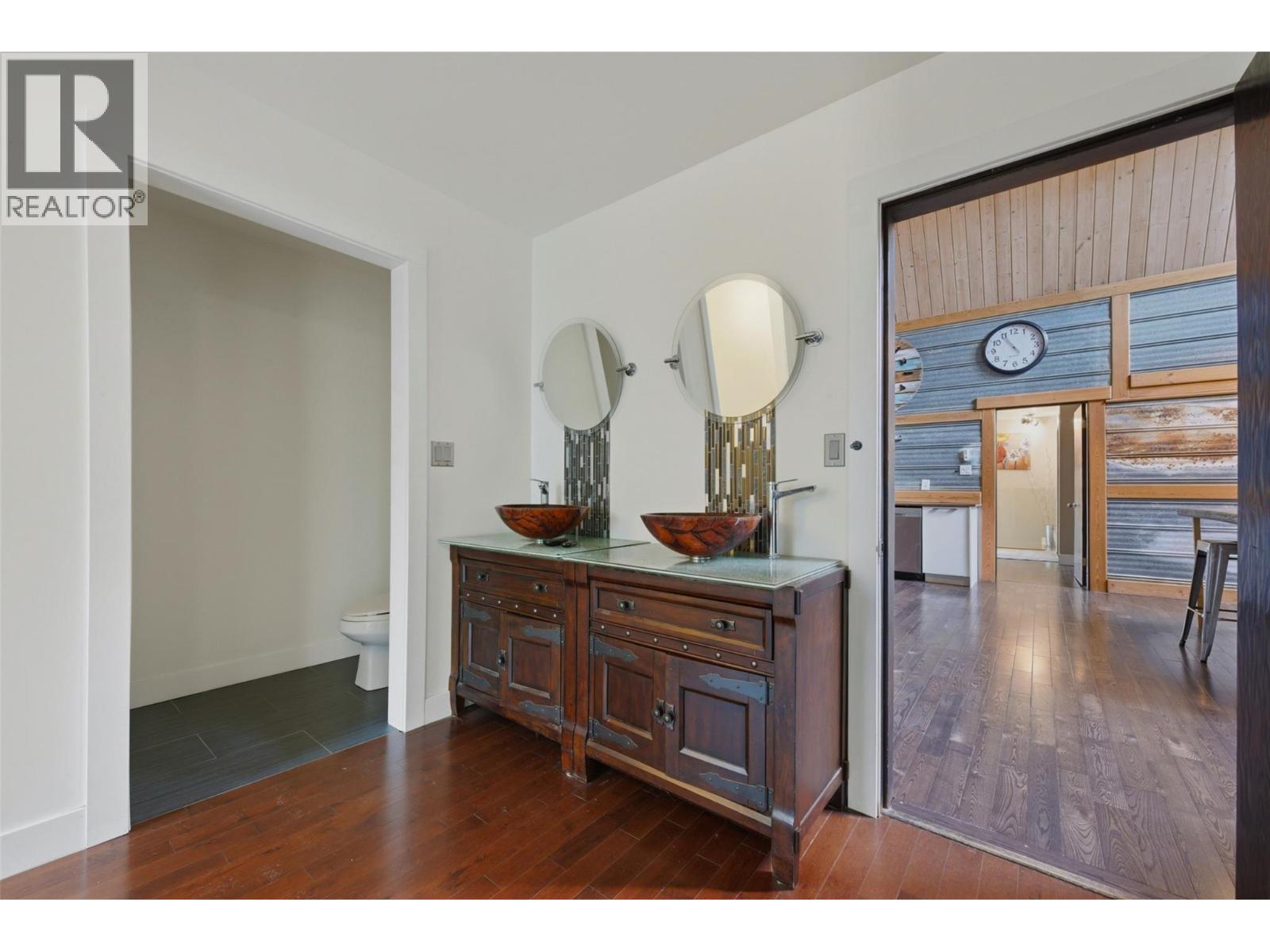 2193 Park Avenue - 22