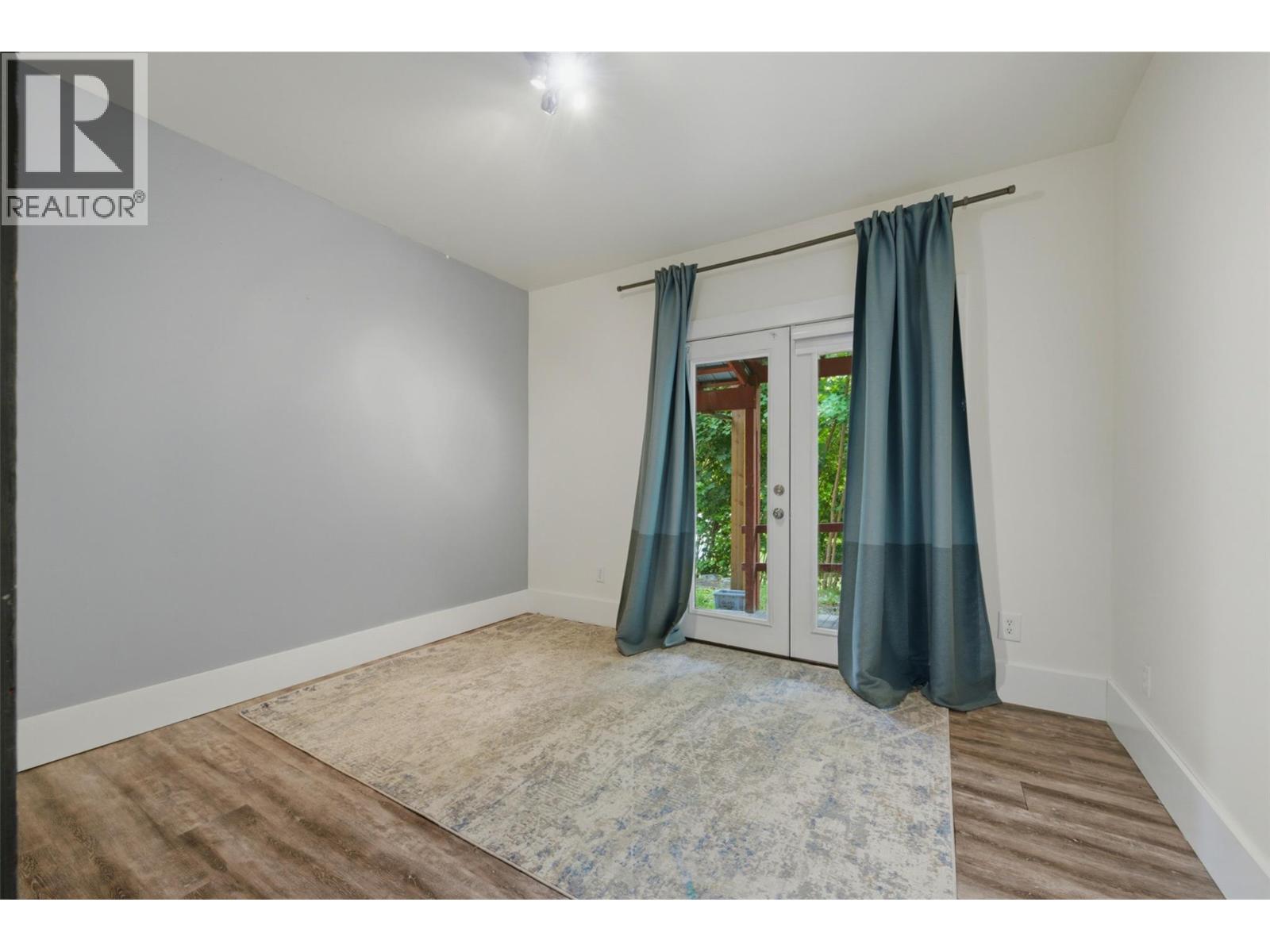 2193 Park Avenue - 29