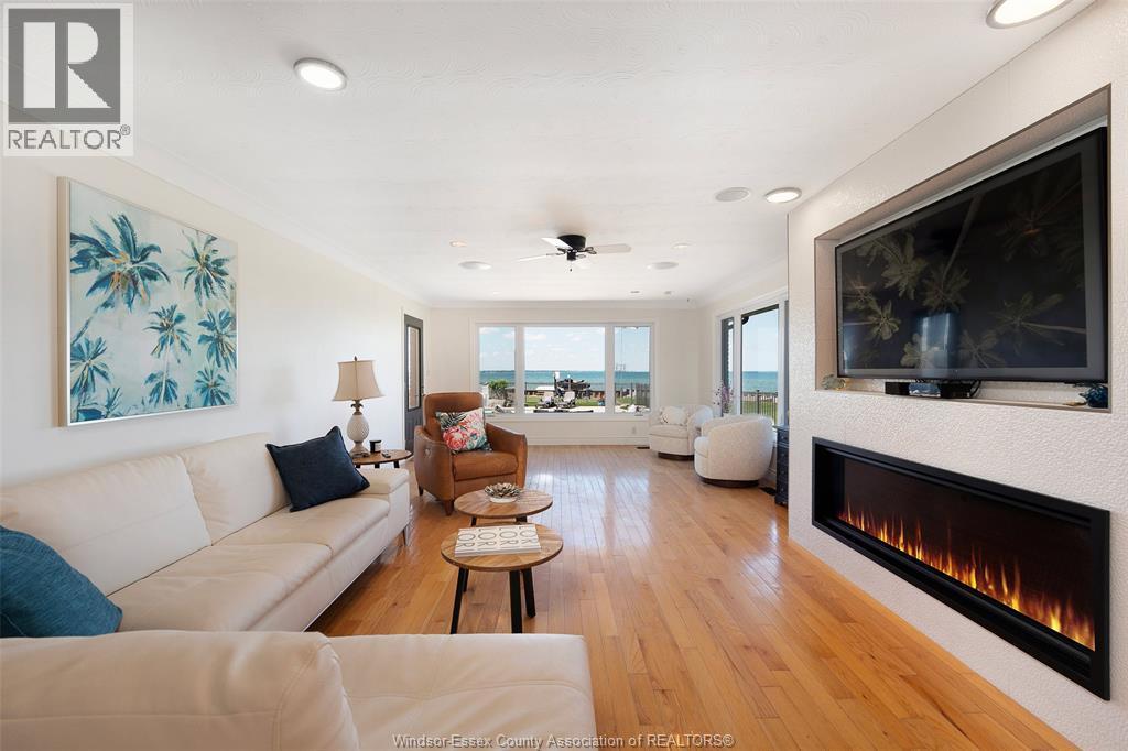 12862 RIVERSIDE - 25