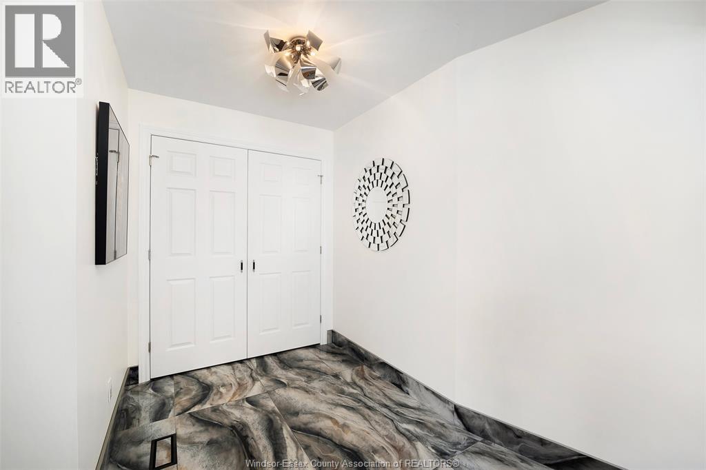 12862 RIVERSIDE - 16