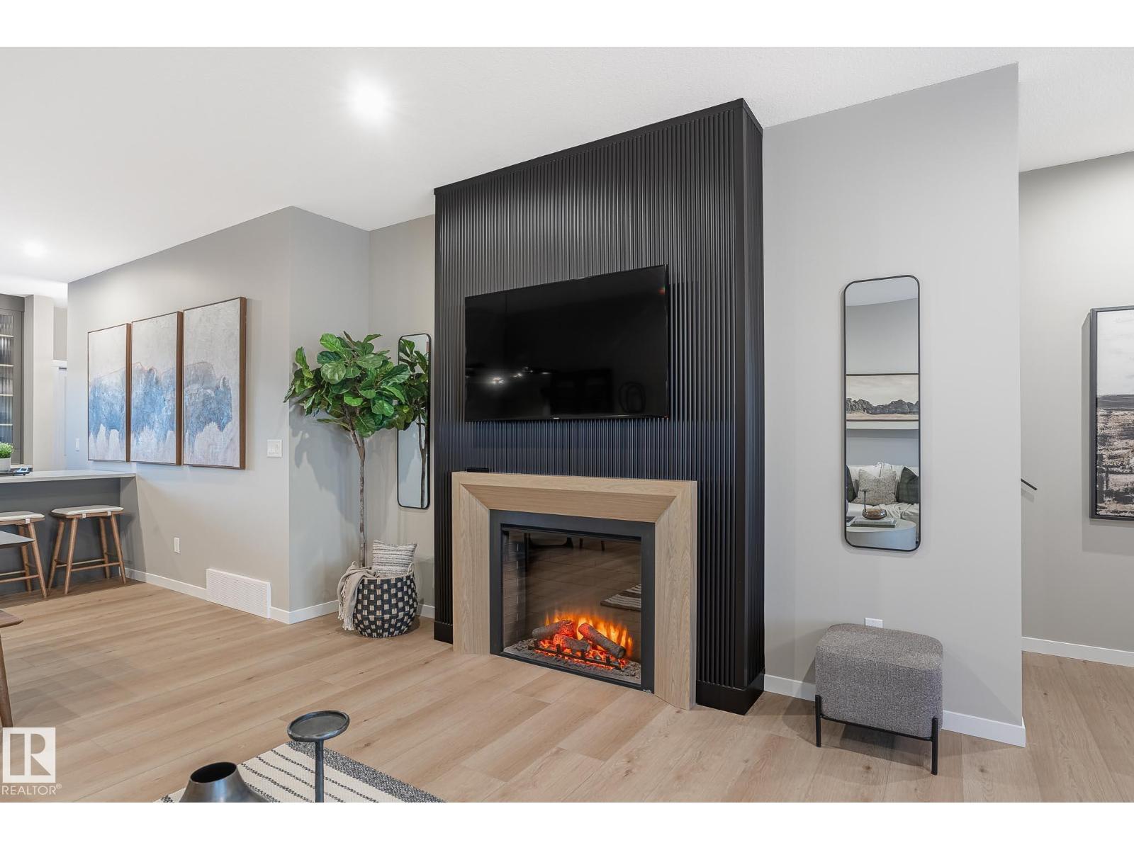 22388 88 AV NW - 10