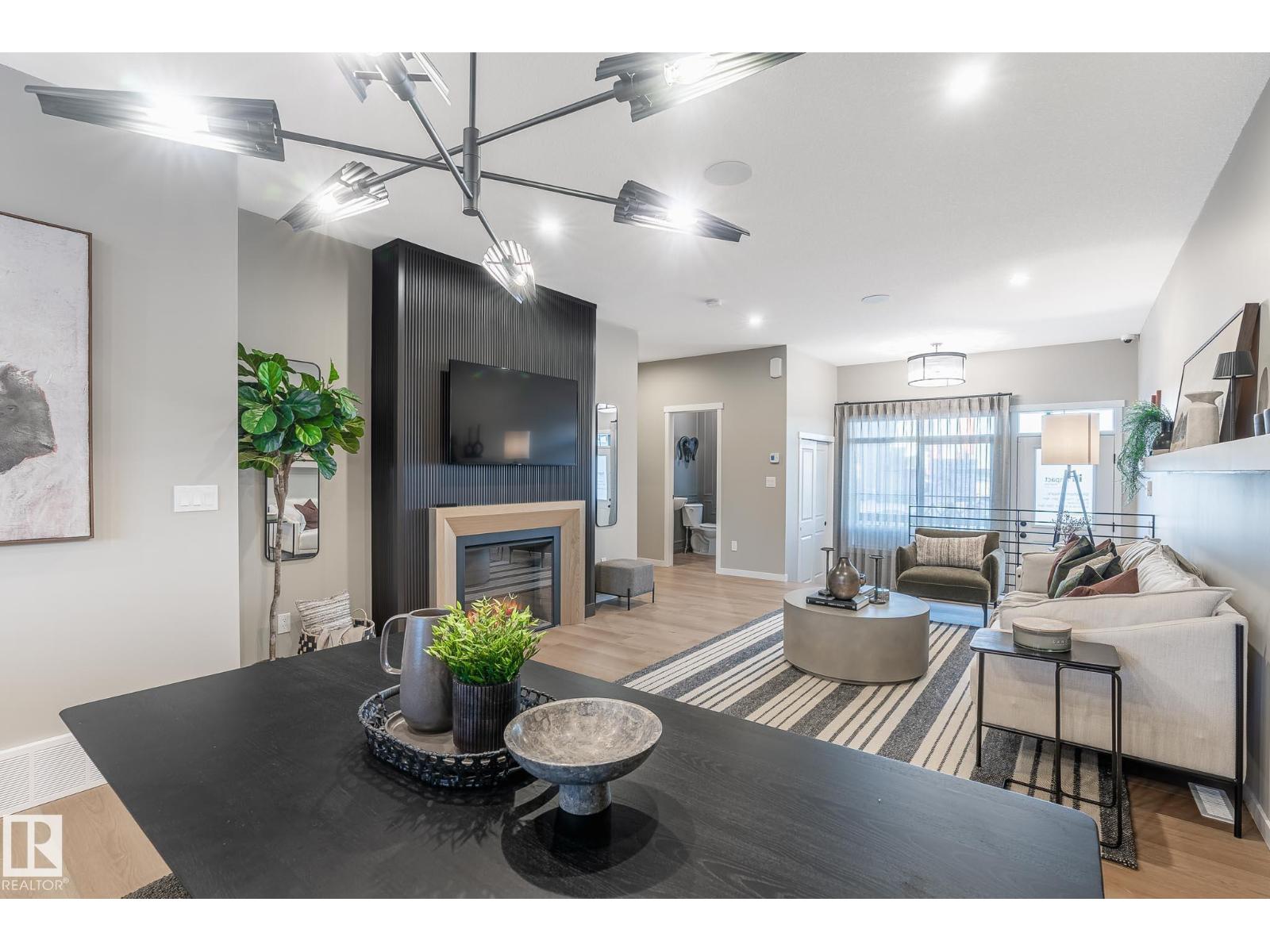 22388 88 AV NW - 13