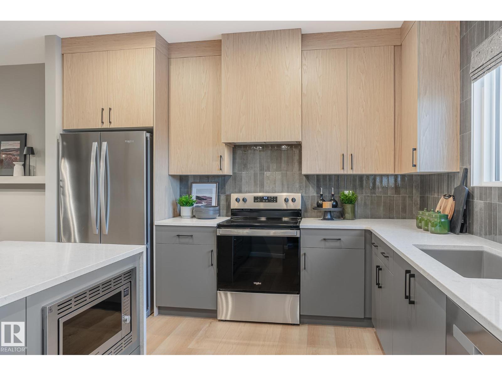 22388 88 AV NW - 15