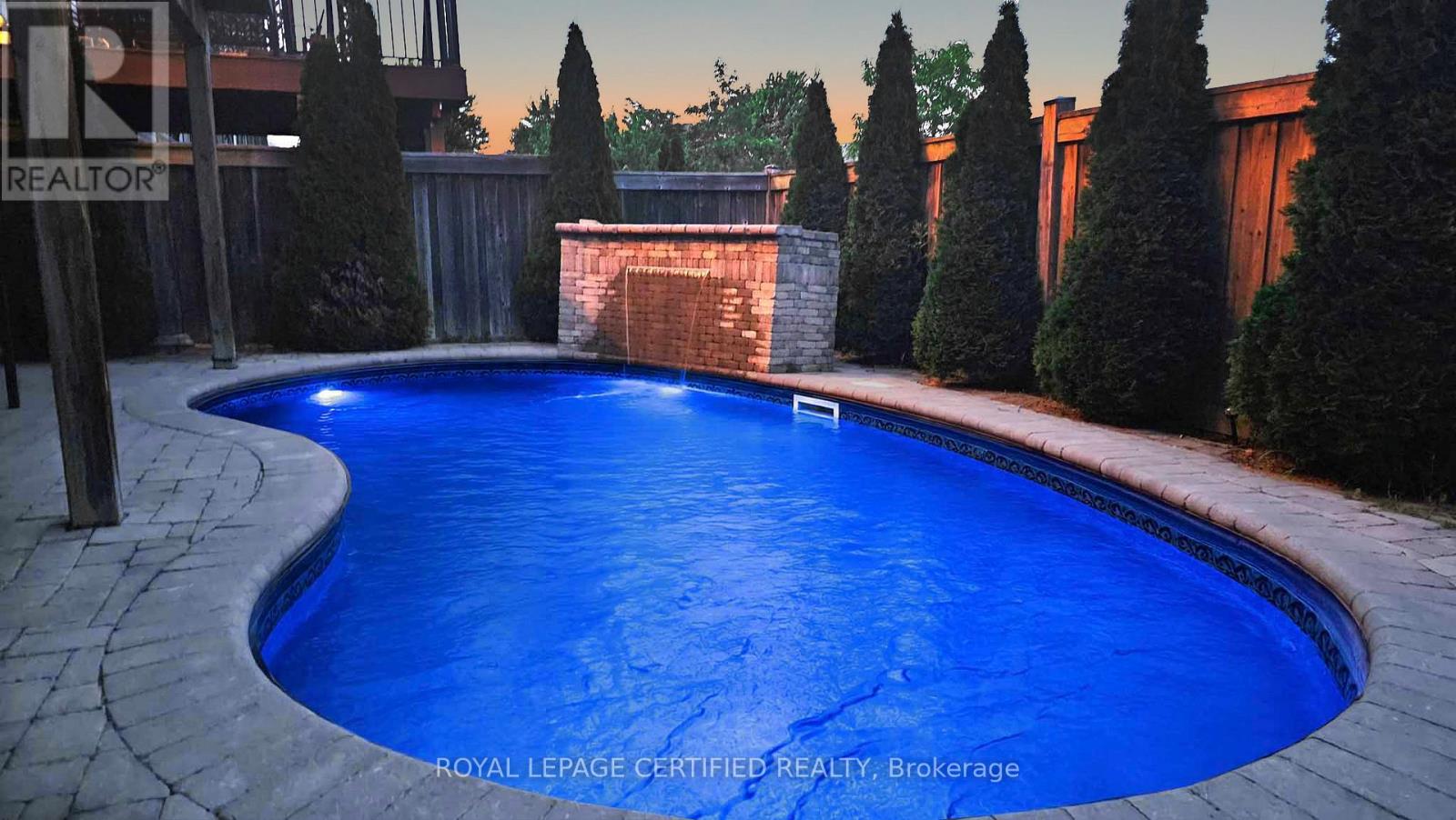 358 PRINGLE AVENUE - 44