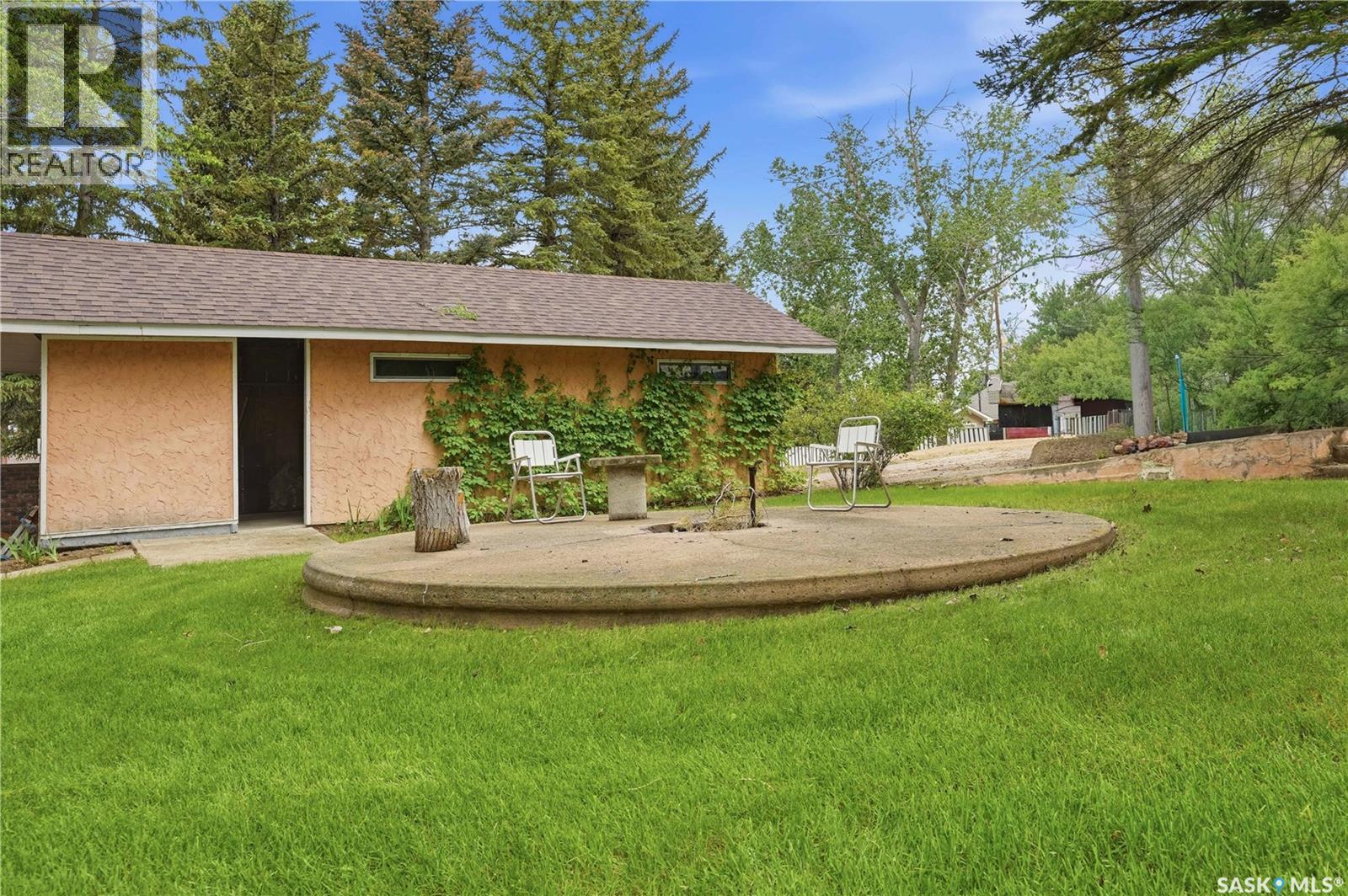 21 Pelican STREET W - 53