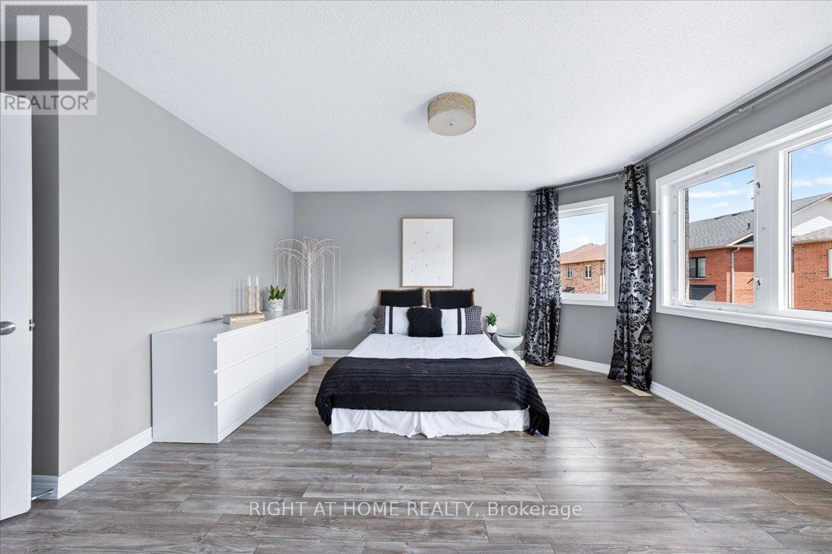 25 LONGWOOD AVENUE - 13
