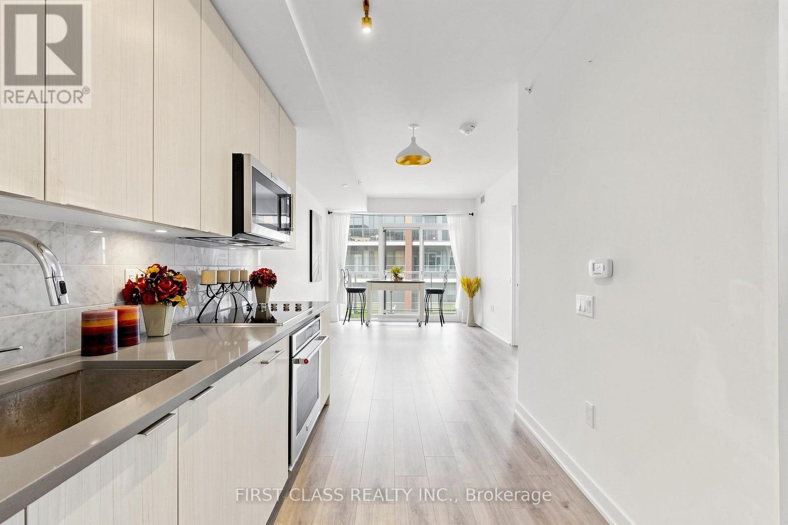 #635 38 IANNUZZI STREET - 11