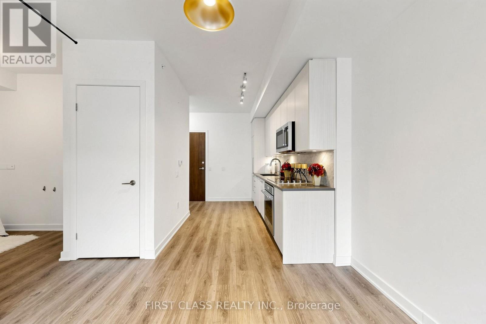 #635 38 IANNUZZI STREET - 8