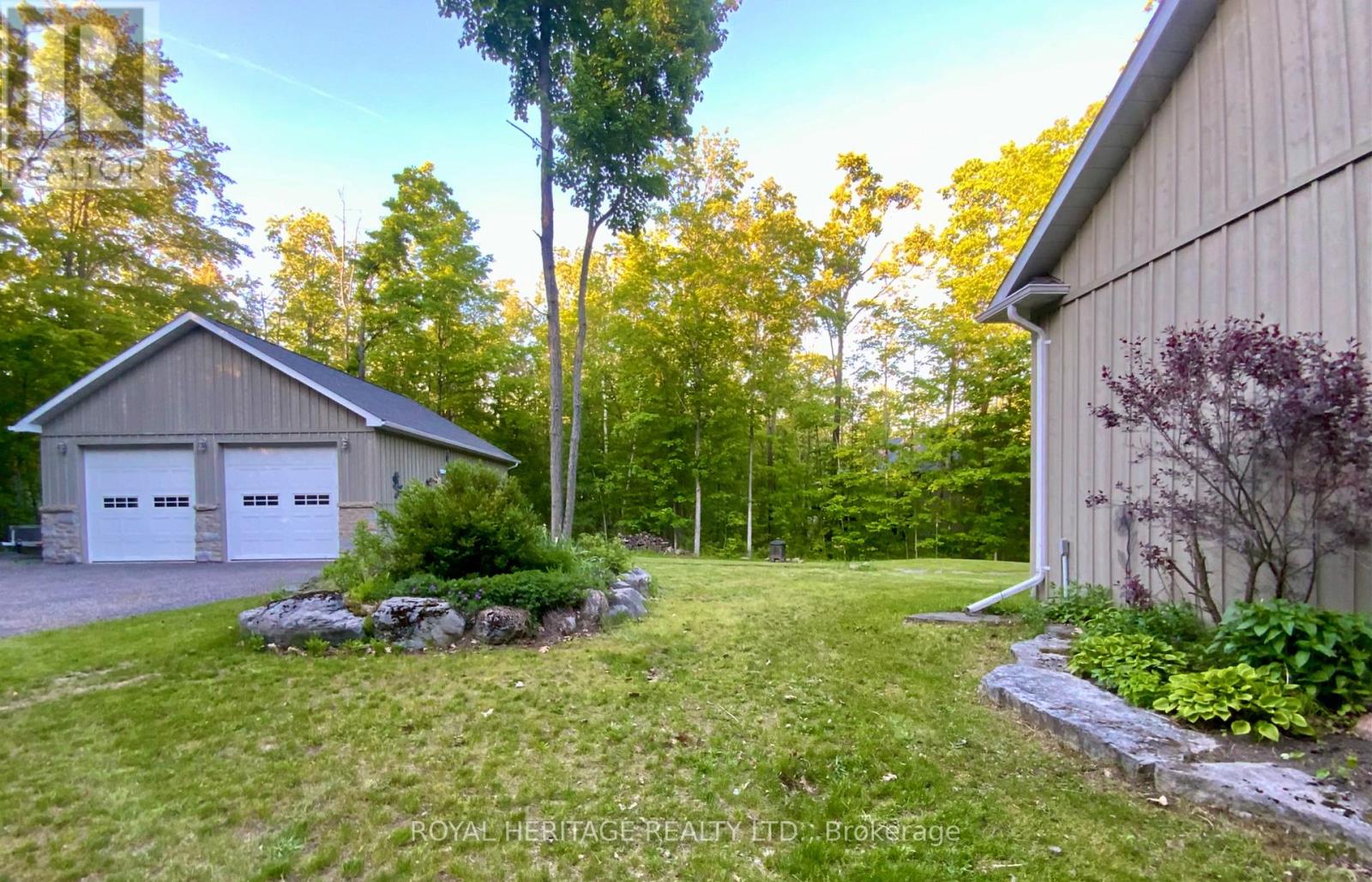 134 MITCHELL CRESCENT - 27
