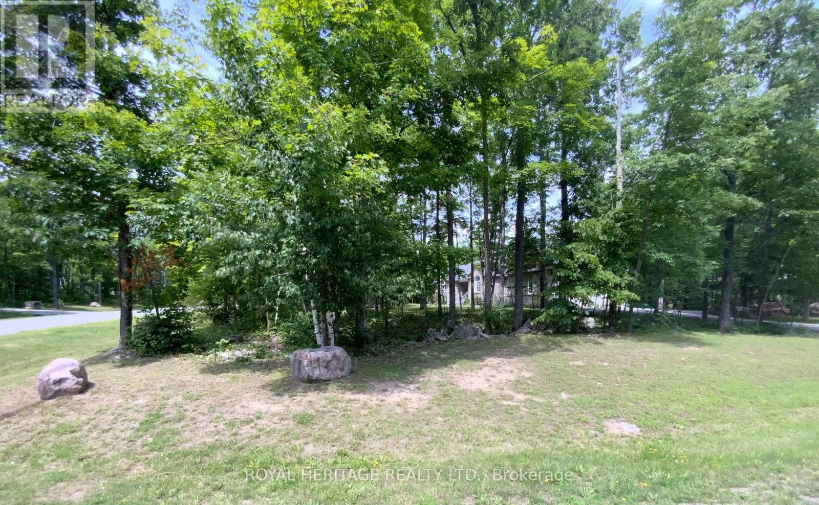 134 MITCHELL CRESCENT - 28