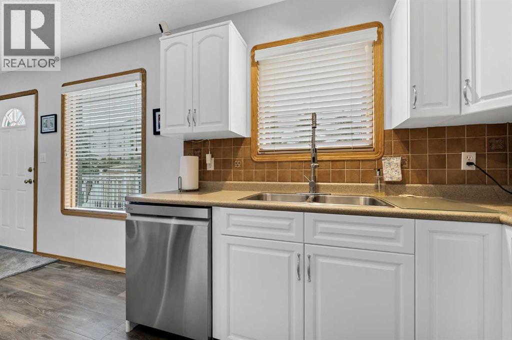 2 Hunter Court NE — photo 12