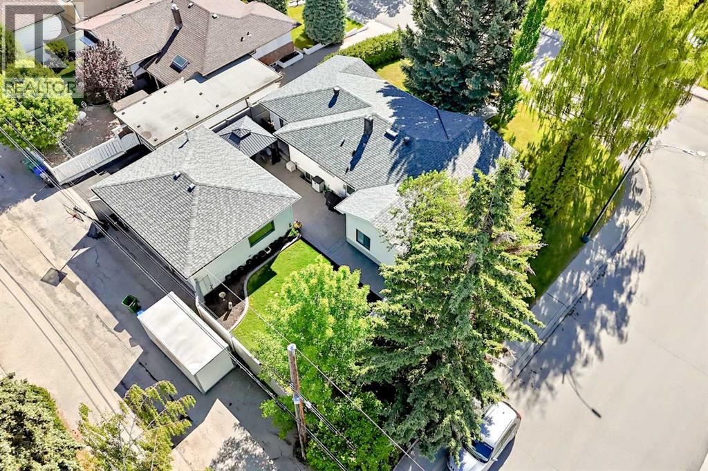 8215 5 Street SW — photo 49