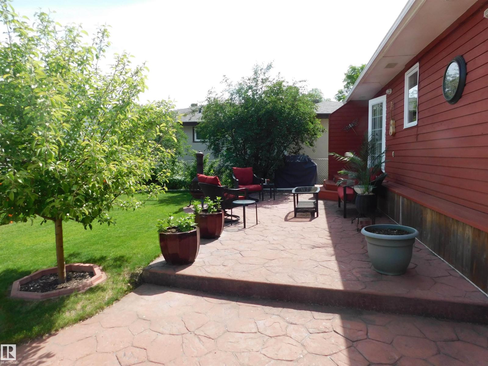 9504 94 AV — photo 65