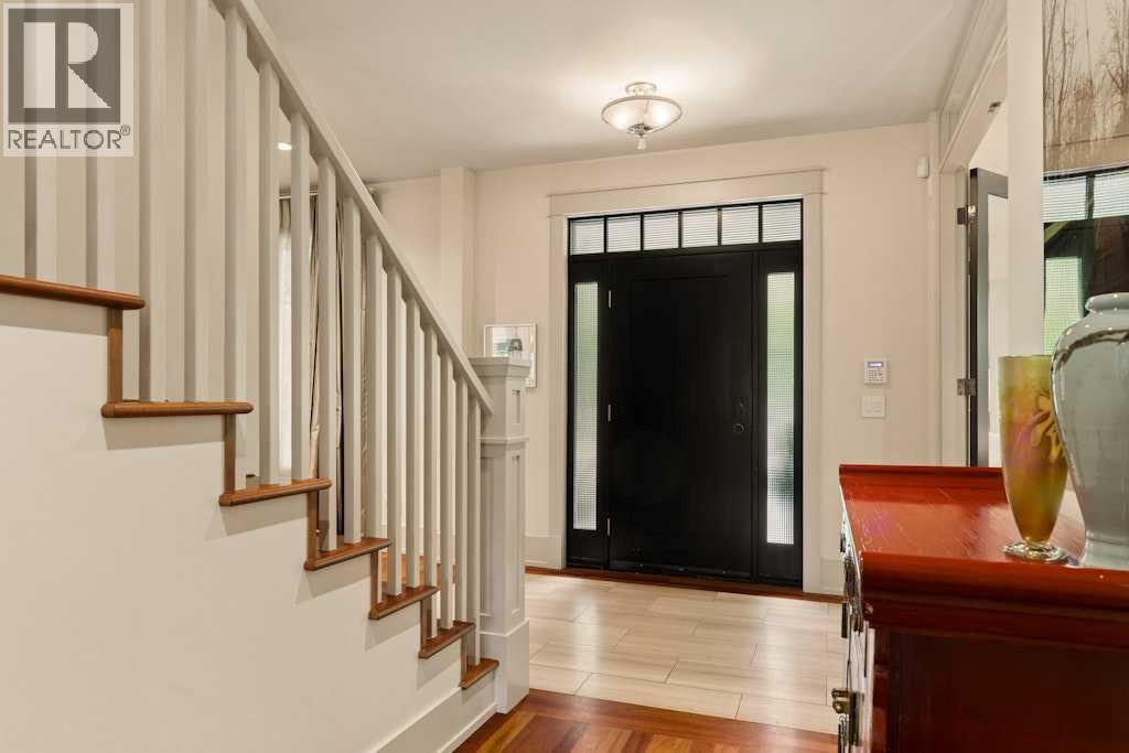 3028 3 Street SW - photo 5