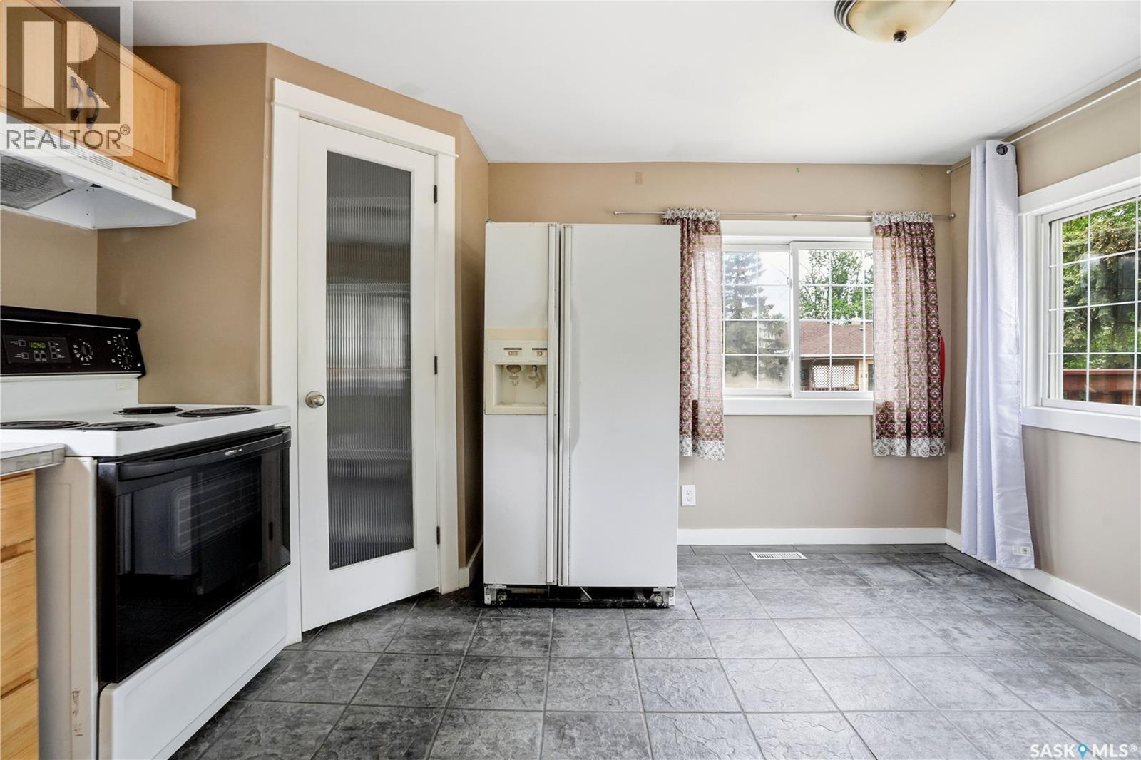 123 3rd STREET W - 9
