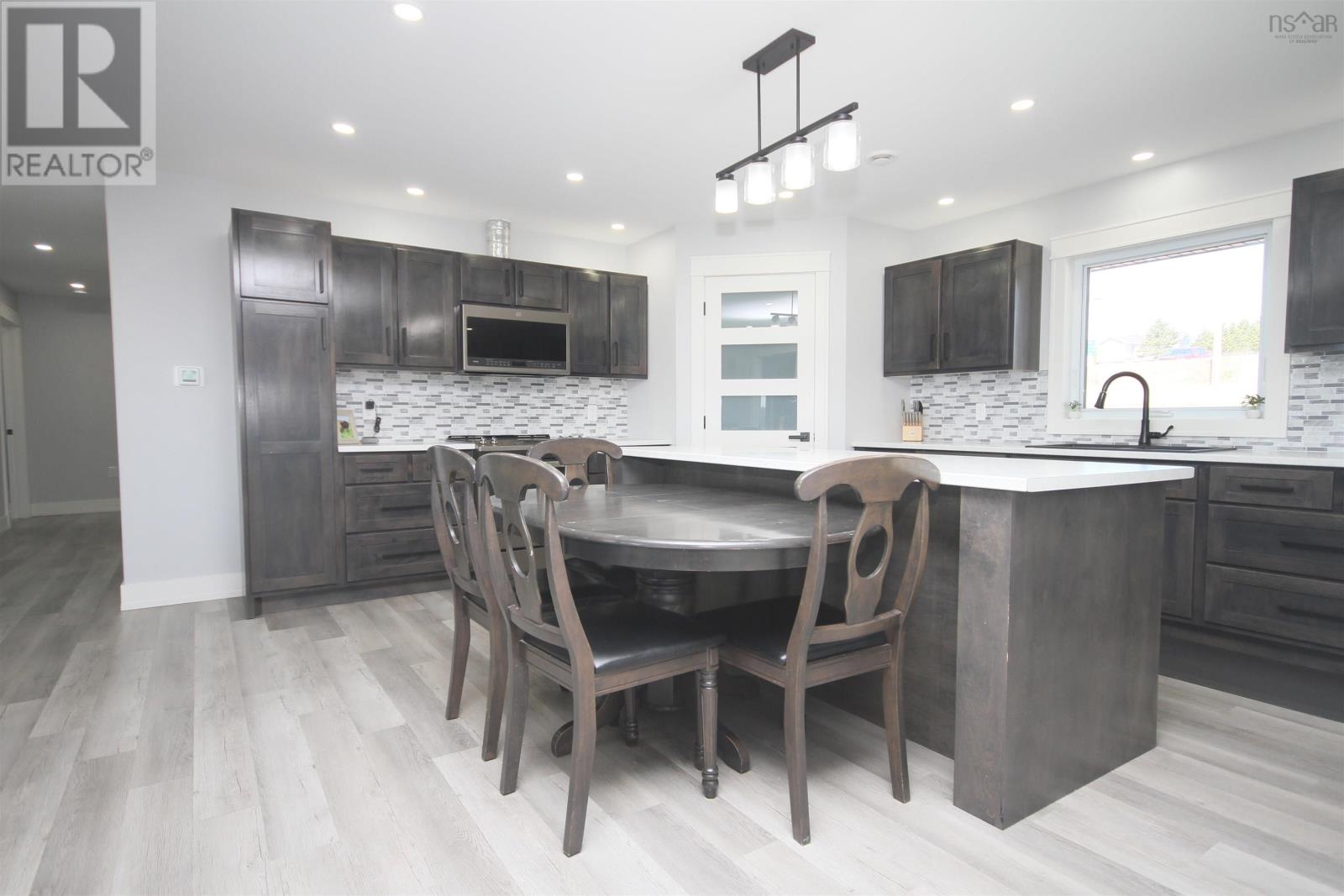 2712 High Road Road - 12