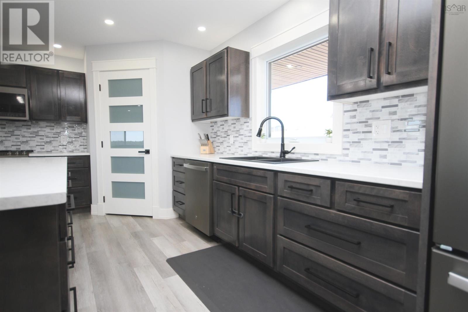 2712 High Road Road - 10