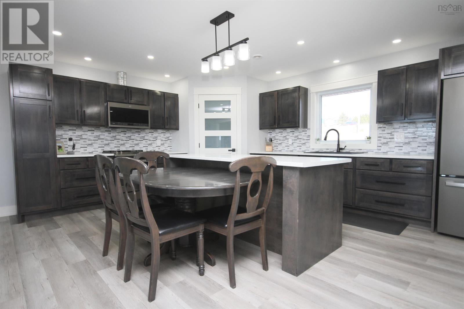 2712 High Road Road - 16