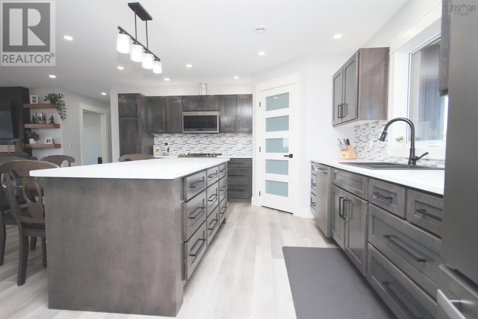 2712 High Road Road - 9