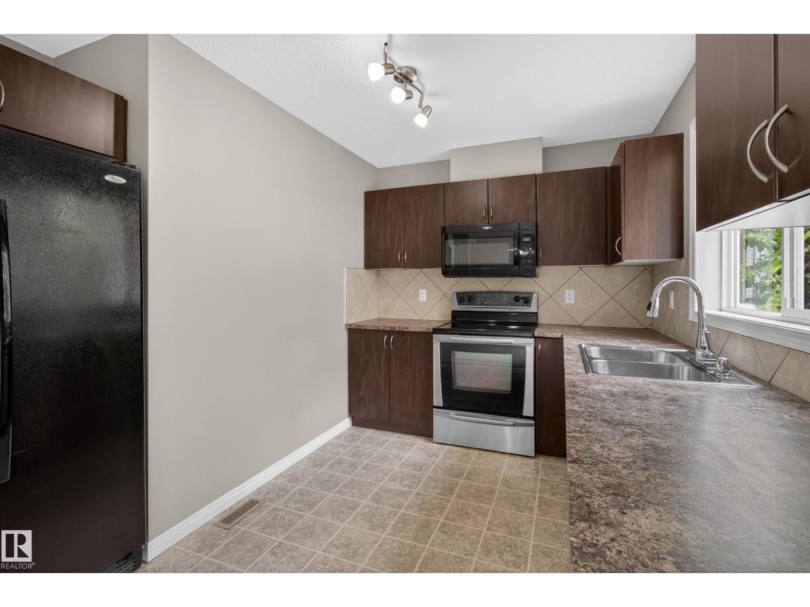 #88 11 Clover Bar LN - 14