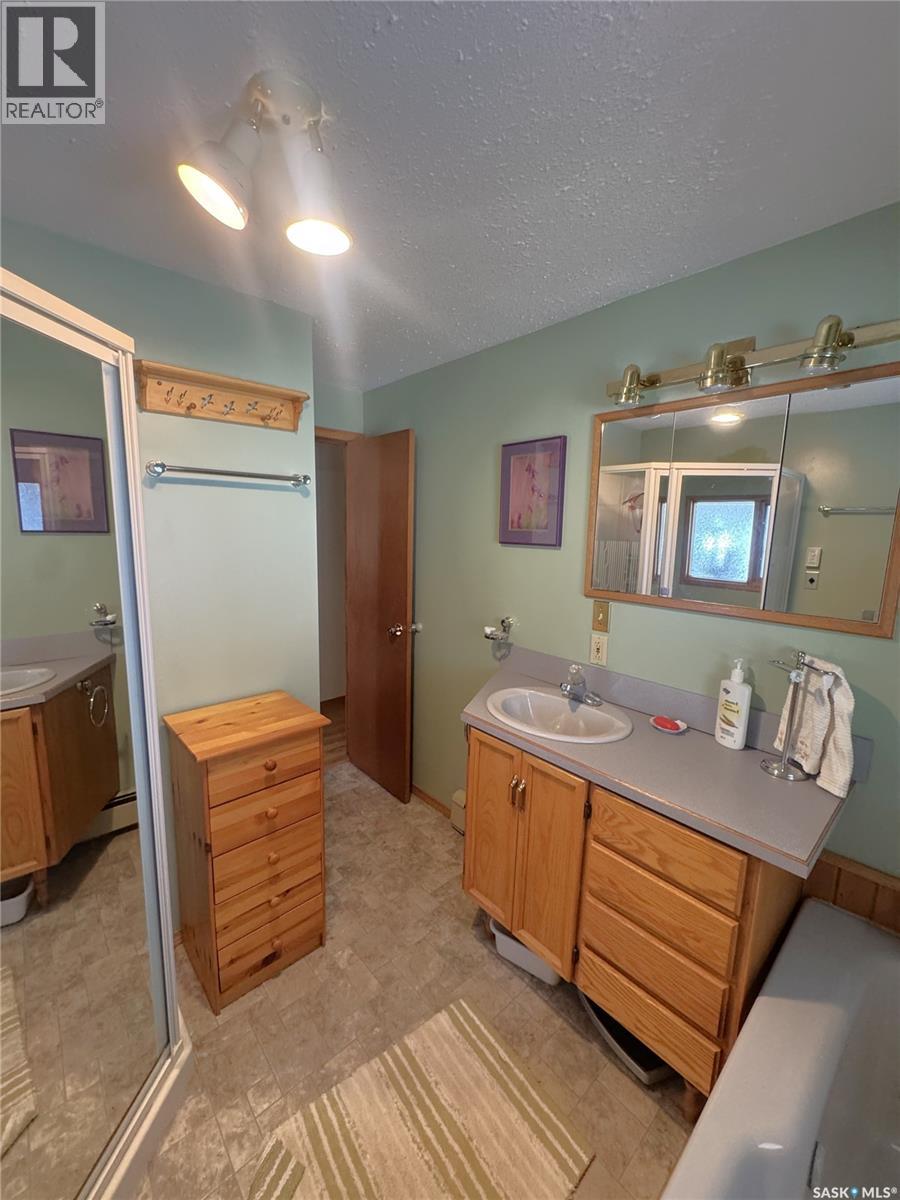 308 Francis AVENUE - 18