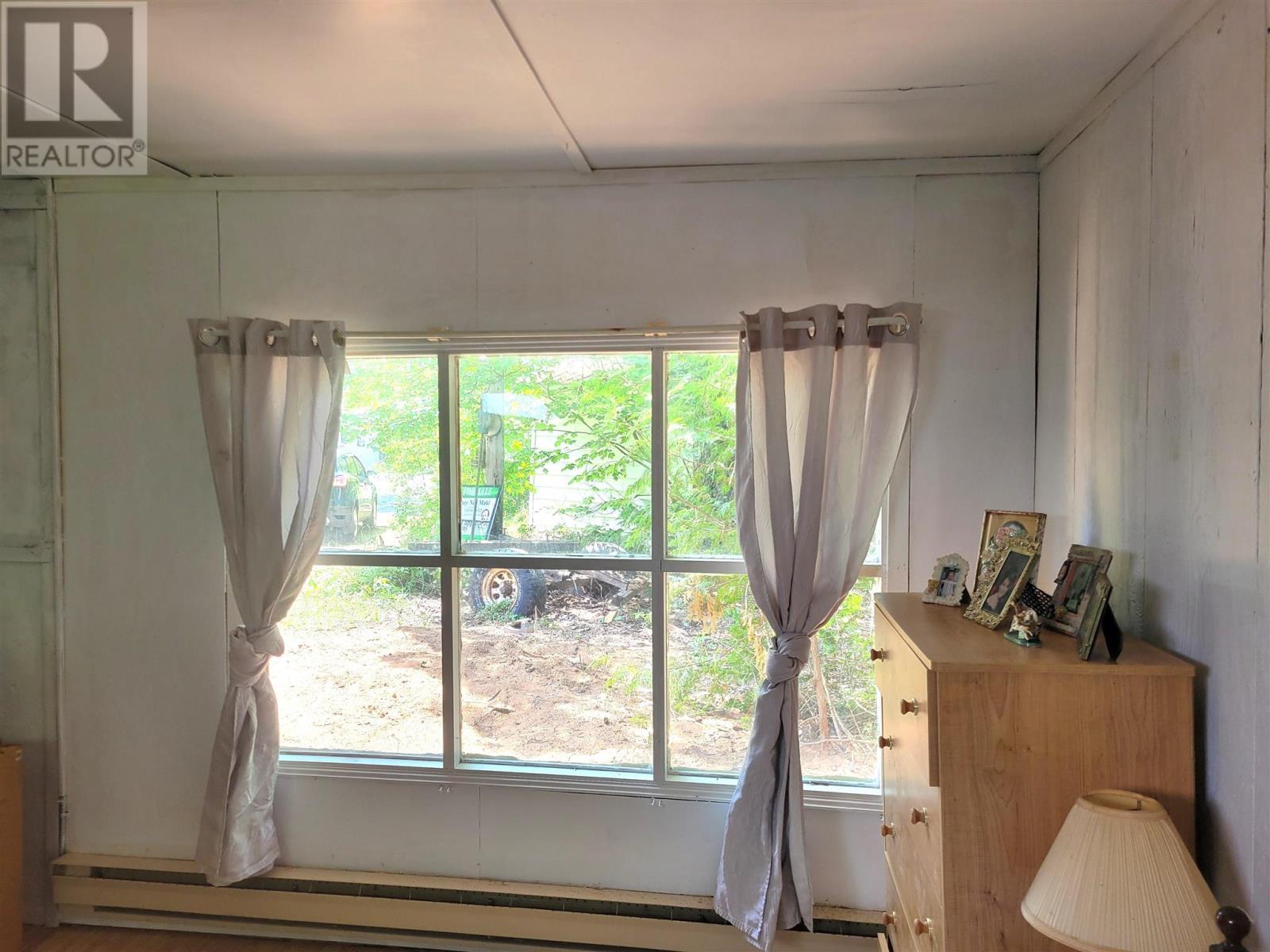 350 Mission RD - 25