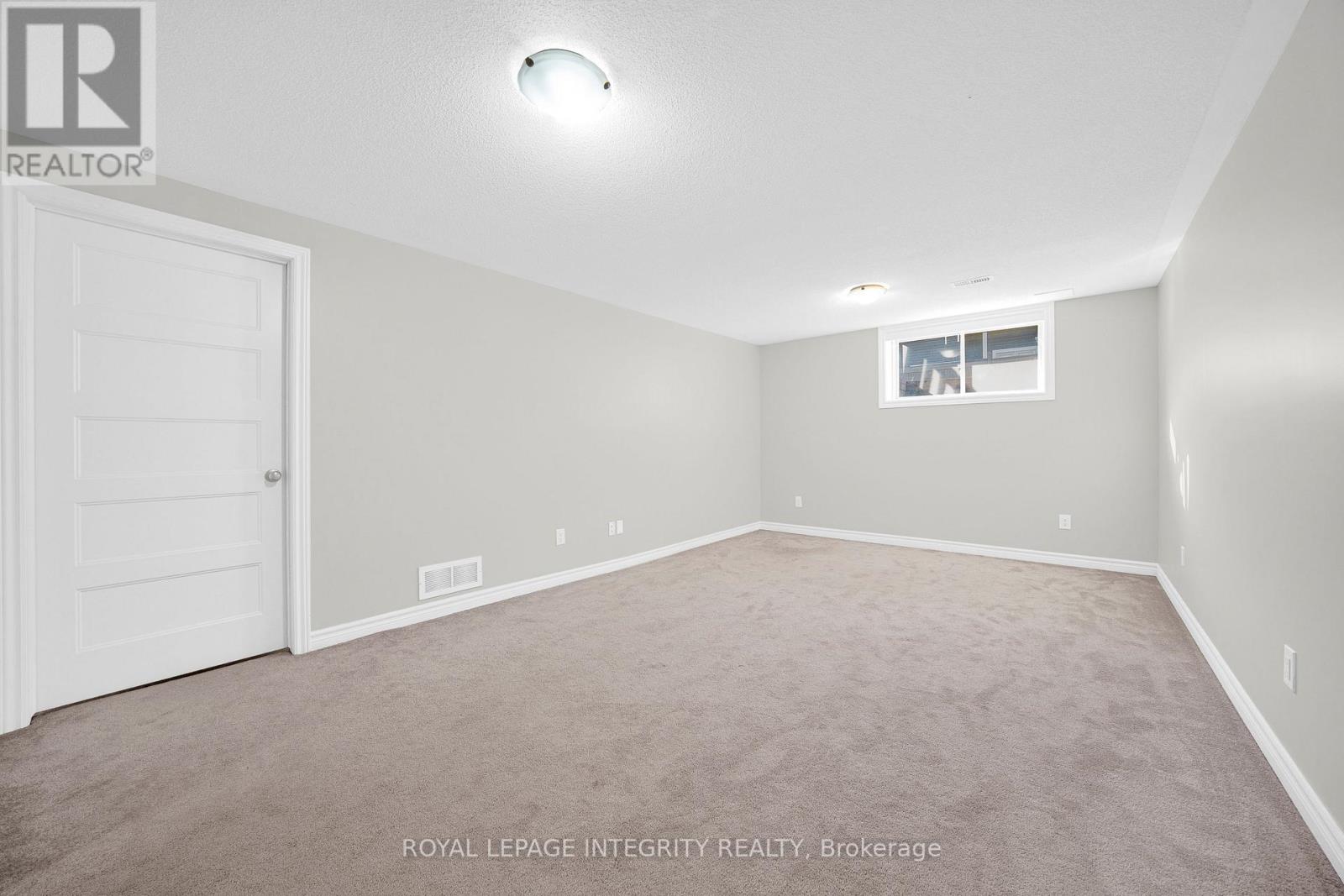 4 Bed, 3 Bath House for Rent in Ottawa – 918 KILBIRNIE DRIVE, Ottawa – MLS# X13442332 - Image 27