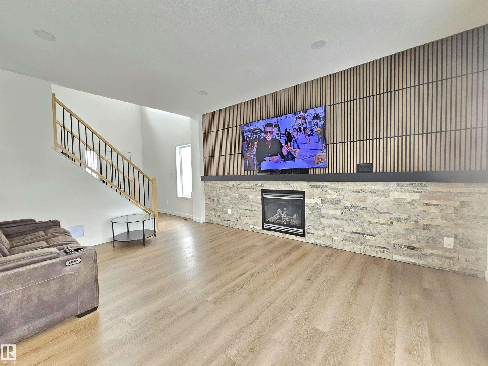 12936 161A AV NW - 14